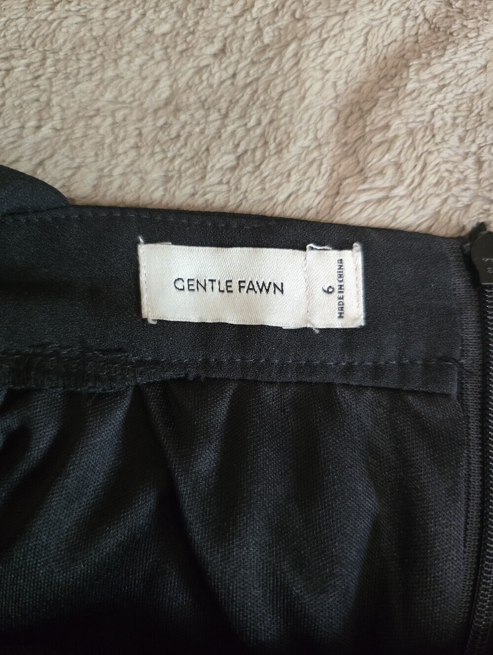 Gentle Fawn Black Shimmery Pleated Backless Cocktail Dress Size 6 - Picture 13 of 15